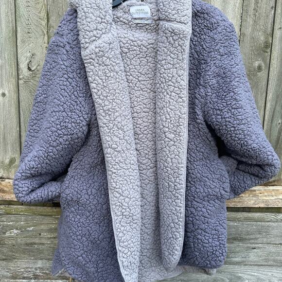 Urban Outfitters Carmella Reversible Hooded Open-front Teddy Jacket XS Women's - Picture 1 of 6